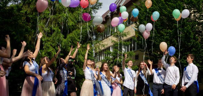 Studentballonger och dekoration till studentfesten